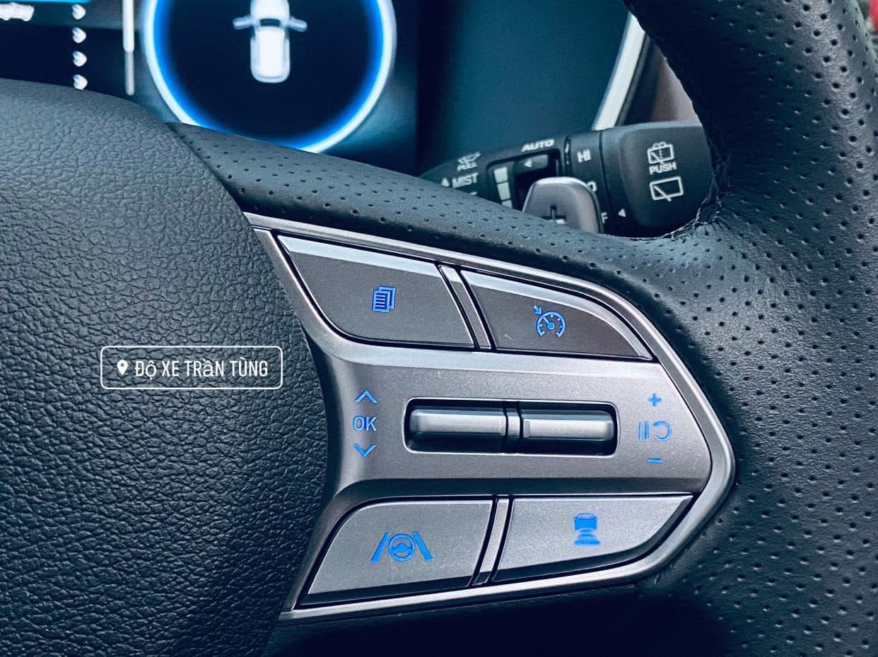 CỤM PHÍM VÔ LĂNG HYUNDAI SANTAFE (2019-2023)MÀU BẠC BẢN CALLIGRAPHY - CHÍNH HÃNG MOBIS - Ảnh 2
