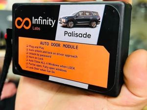 Alternative view of Autolock Palisade 2021-2024 khóa cửa tự động lên 4 kính
