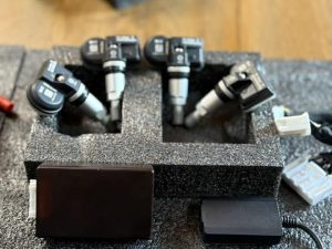 Alternative view of Cảm Biến Áp Suất Lốp Lên Màn Hình Zin Mazda CX-8 | Tích Hợp Mở Khóa Cảm Ứng Khi Di Chuyển