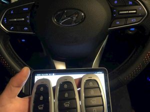 Alternative view of Chìa Khóa Chính Hãng Hyundai SantaFe 2023 -  Sử Dụng Máy Lập Trình GDS Chuẩn Hãng