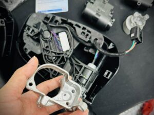 Alternative view of Độ Gương Điện Mazda 2 AT (2018 -2026) Tại Vũng Tàu – Giải Pháp Gập/Mở Tự Động Chuẩn Zin, Không Độ Chế